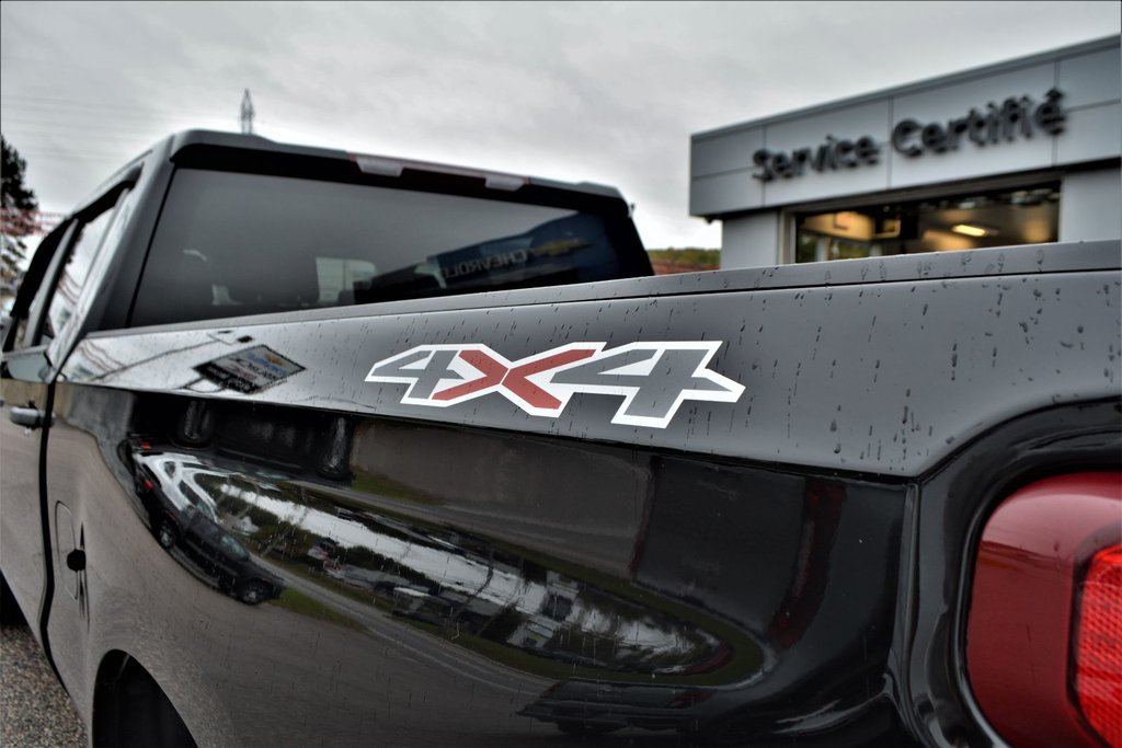 Chevrolet Silverado 1500  2022 à Mont-Laurier, Québec - 12 - w1024h768px