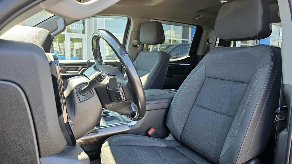 2023 Chevrolet Silverado 1500 in Mont-Laurier, Quebec - 17 - w1024h768px
