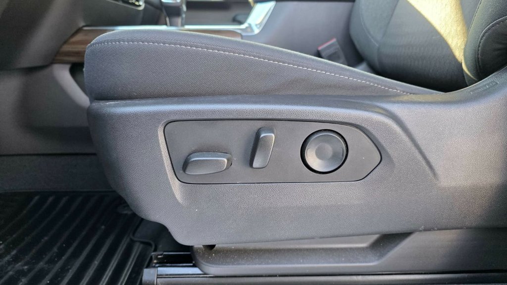 2023 Chevrolet Silverado 1500 in Mont-Laurier, Quebec - 20 - w1024h768px