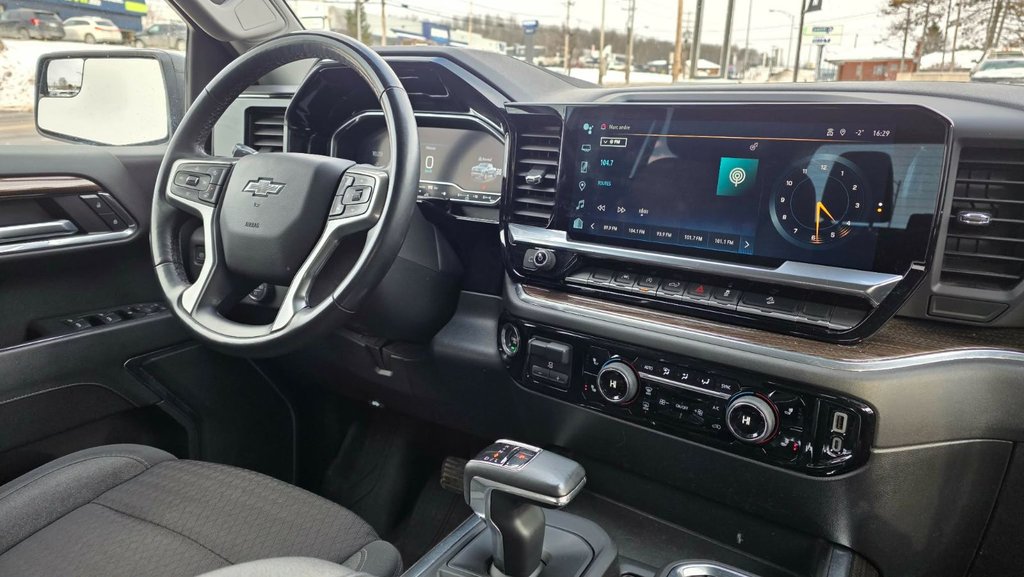 2023 Chevrolet Silverado 1500 in Mont-Laurier, Quebec - 22 - w1024h768px
