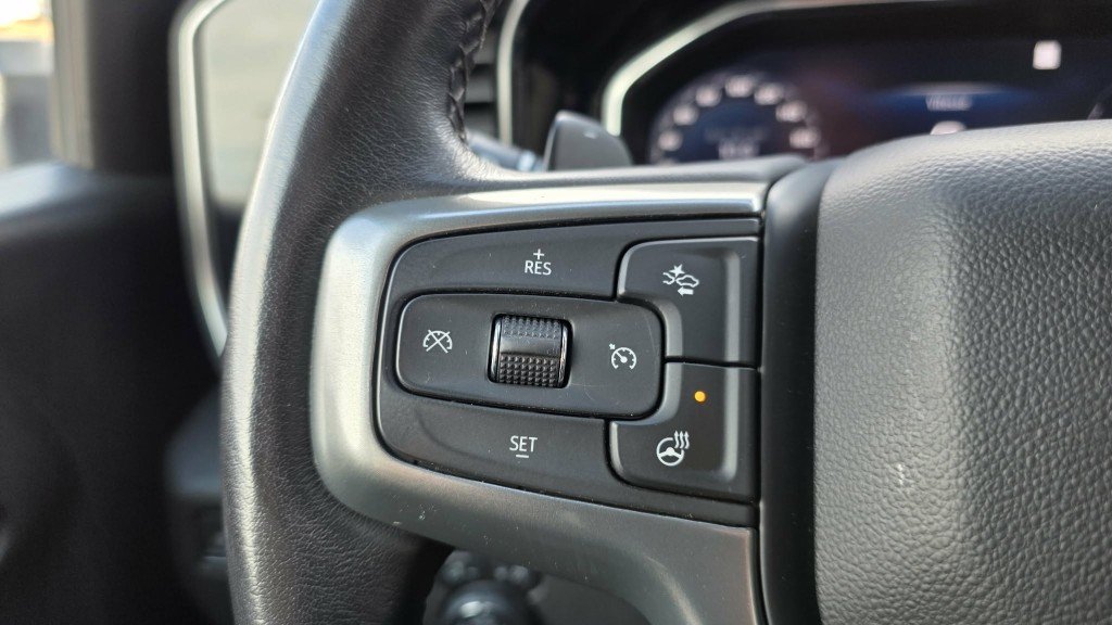 2023 Chevrolet Silverado 1500 in Mont-Laurier, Quebec - 23 - w1024h768px