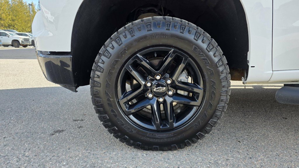 2023 Chevrolet Silverado 1500 in Mont-Laurier, Quebec - 16 - w1024h768px