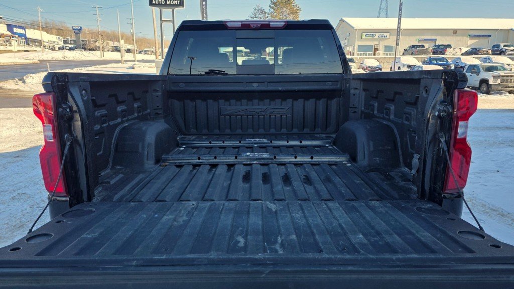 Chevrolet Silverado 1500  2024 à Mont-Laurier, Québec - 10 - w1024h768px