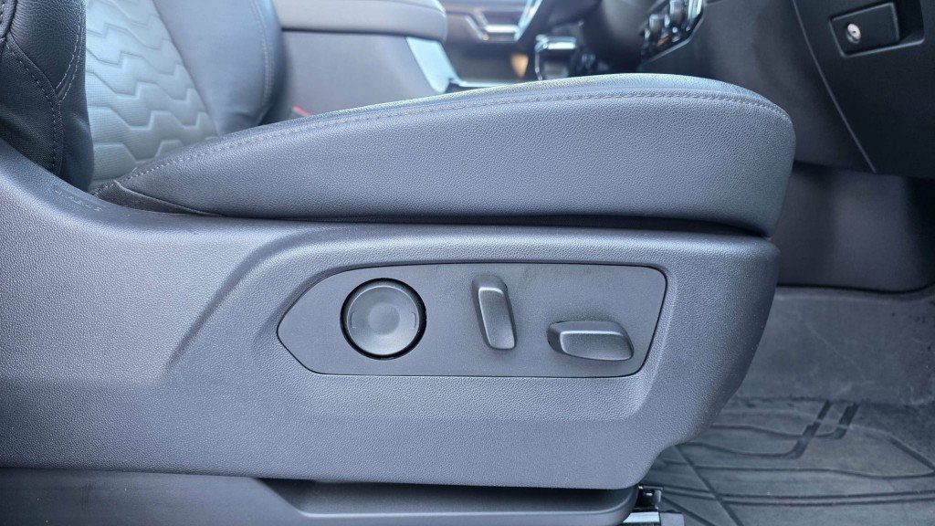 Chevrolet Silverado 1500  2024 à Mont-Laurier, Québec - 24 - w1024h768px