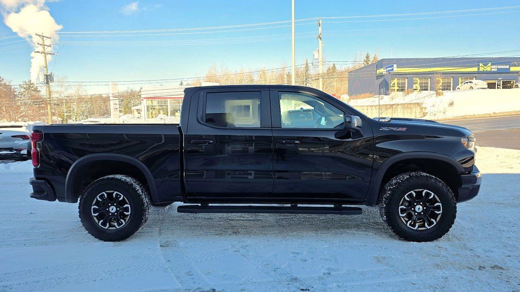 Chevrolet Silverado 1500  2024 à Mont-Laurier, Québec - 4 - w1024h768px