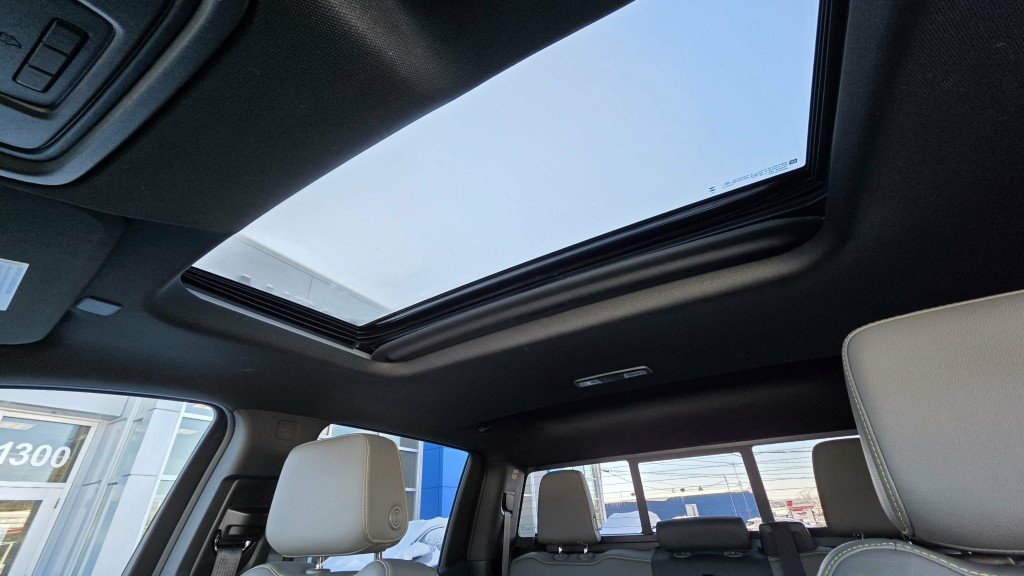 Chevrolet Silverado 1500  2024 à Mont-Laurier, Québec - 21 - w1024h768px