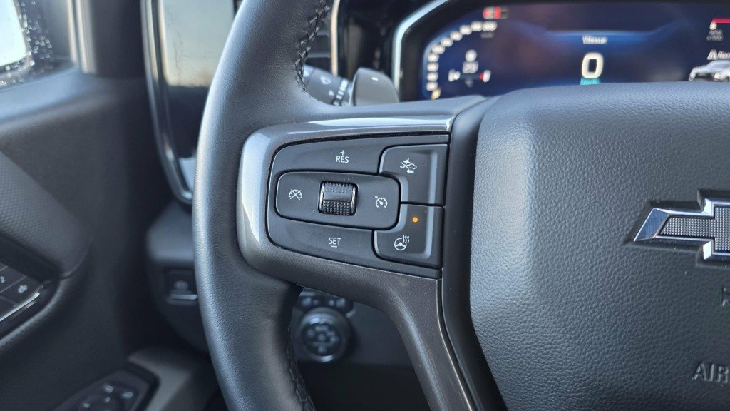 Chevrolet Silverado 1500  2024 à Mont-Laurier, Québec - 32 - w1024h768px