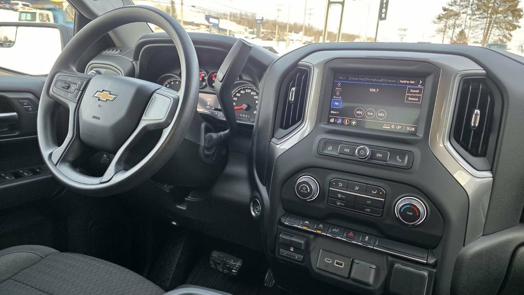 Chevrolet Silverado 1500  2024 à Mont-Laurier, Québec - 20 - w1024h768px