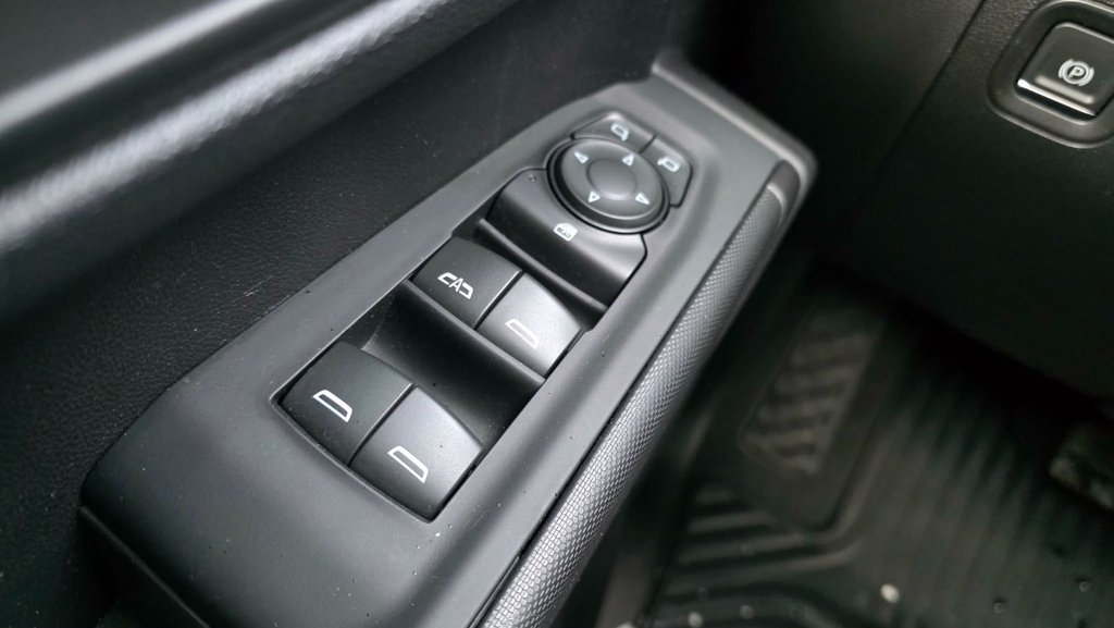 Chevrolet Silverado 1500  2024 à Mont-Laurier, Québec - 22 - w1024h768px