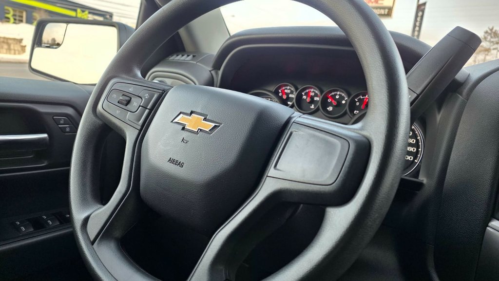 Chevrolet Silverado 1500  2024 à Mont-Laurier, Québec - 21 - w1024h768px