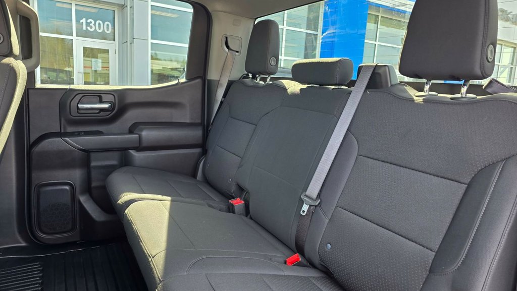 2024 Chevrolet Silverado 1500 in Mont-Laurier, Quebec - 15 - w1024h768px