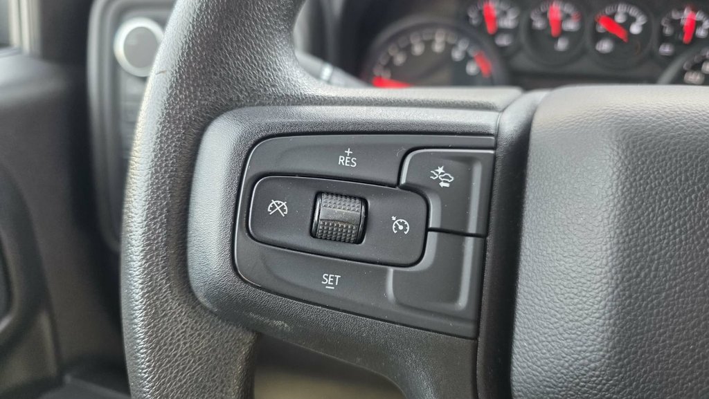 2024 Chevrolet Silverado 1500 in Mont-Laurier, Quebec - 24 - w1024h768px