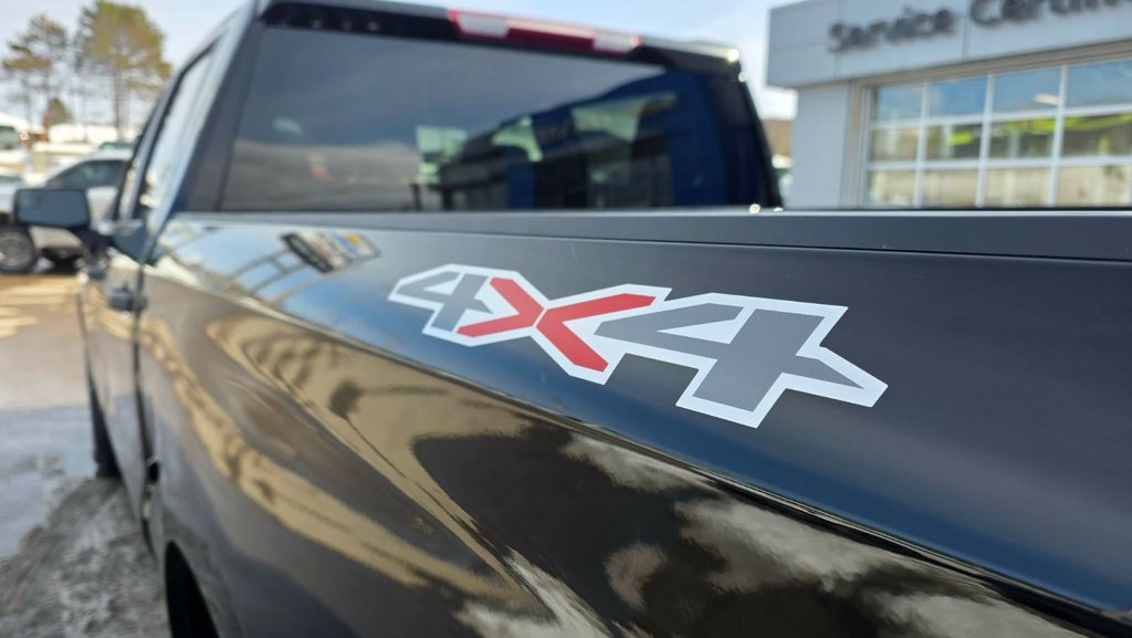 2024 Chevrolet Silverado 1500 in Mont-Laurier, Quebec - 12 - w1024h768px