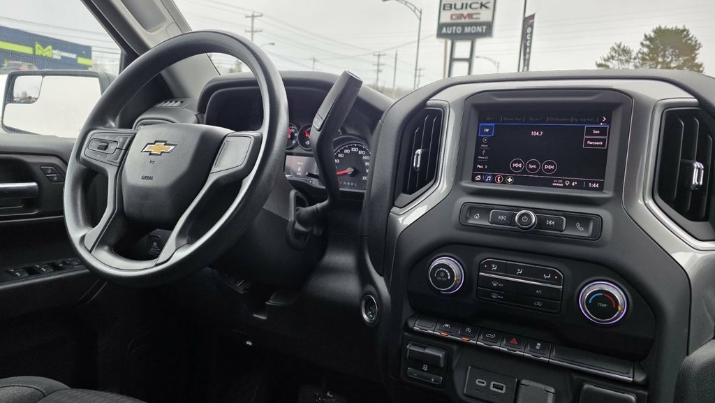 2024 Chevrolet Silverado 1500 in Mont-Laurier, Quebec - 20 - w1024h768px