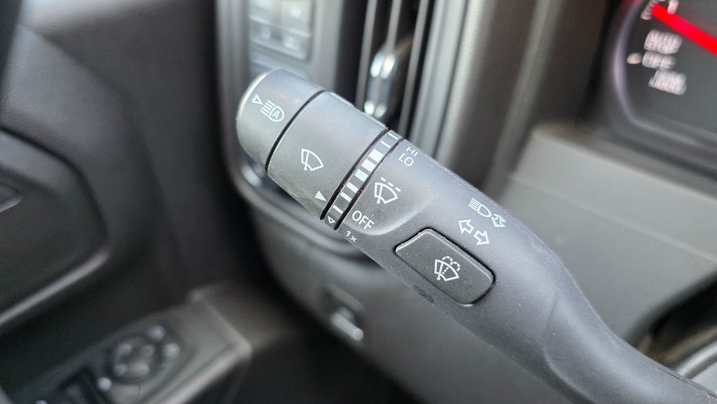2024 Chevrolet Silverado 1500 in Mont-Laurier, Quebec - 24 - w1024h768px