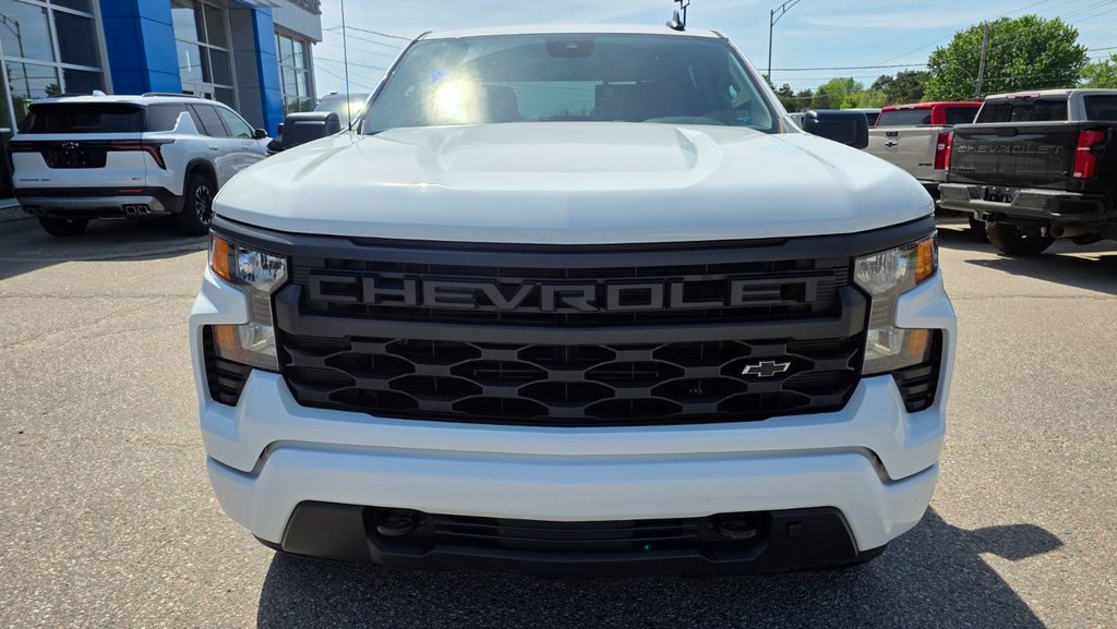 2024 Chevrolet Silverado 1500 in Mont-Laurier, Quebec - 2 - w1024h768px