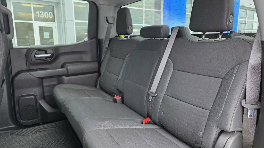 Chevrolet Silverado 1500  2024 à Mont-Laurier, Québec - 19 - w1024h768px