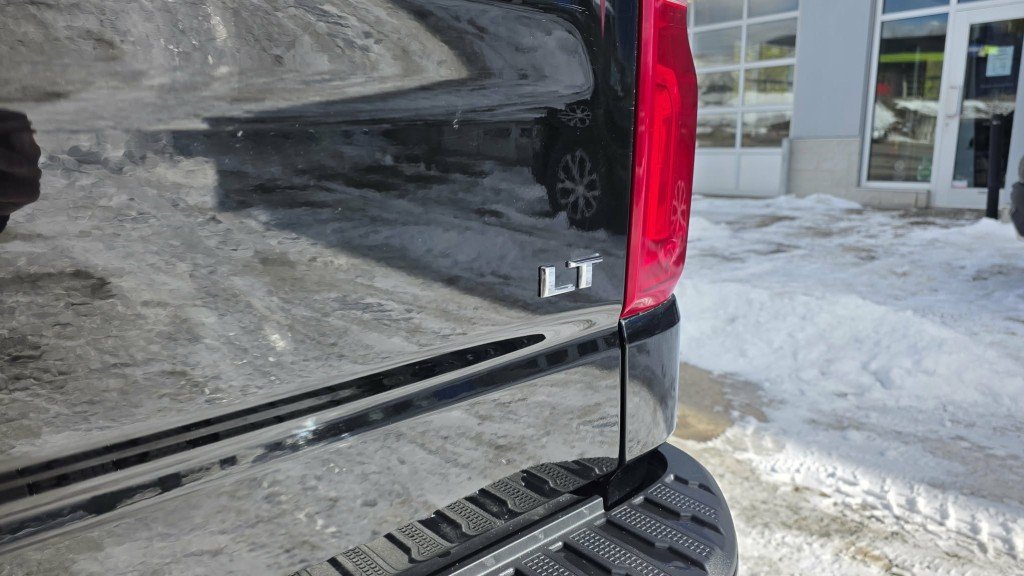 2024 Chevrolet Silverado 1500 in Mont-Laurier, Quebec - 9 - w1024h768px
