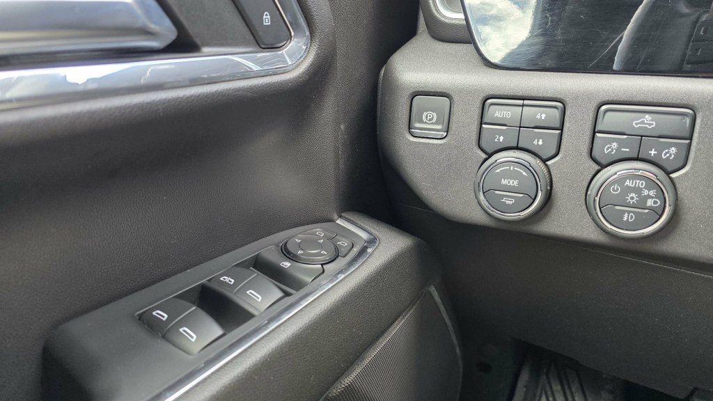 2024 Chevrolet Silverado 1500 in Mont-Laurier, Quebec - 23 - w1024h768px