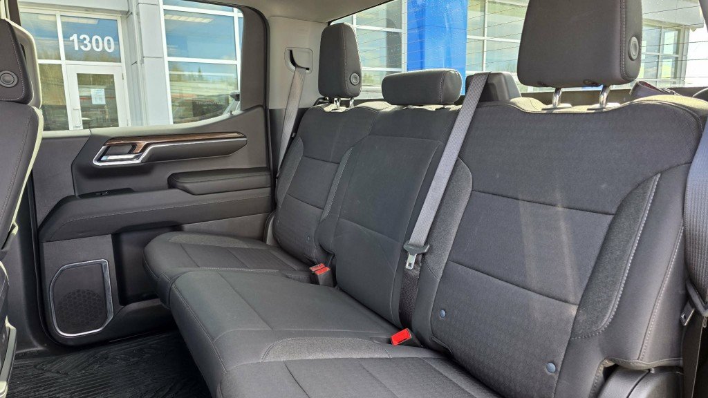 2024 Chevrolet Silverado 1500 in Mont-Laurier, Quebec - 18 - w1024h768px