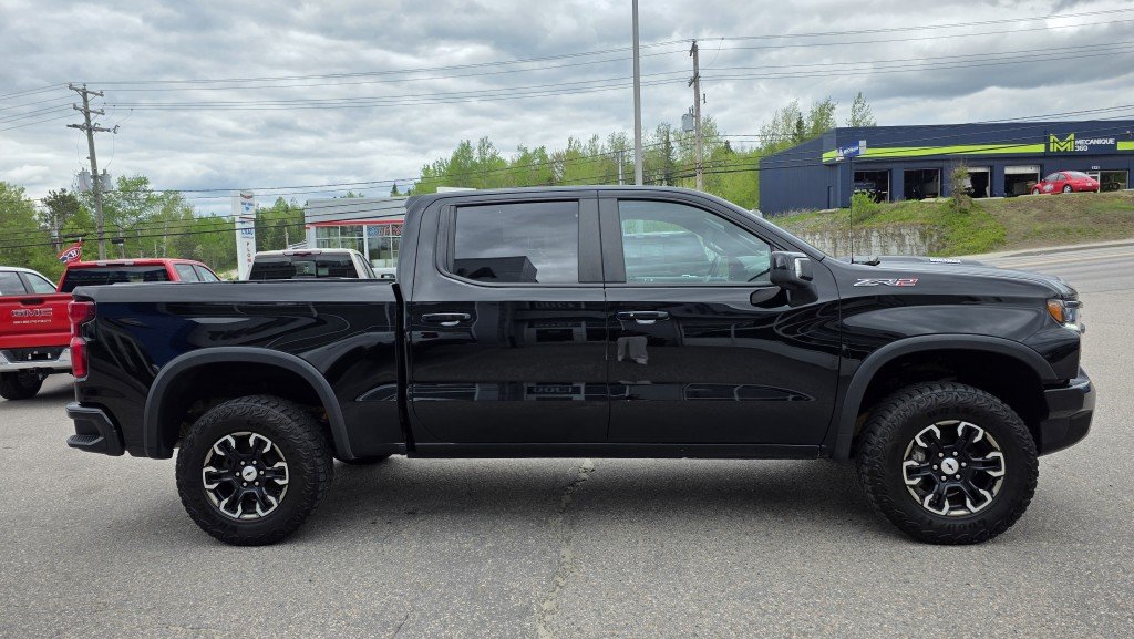 2024 Chevrolet Silverado 1500 in Mont-Laurier, Quebec - 4 - w1024h768px