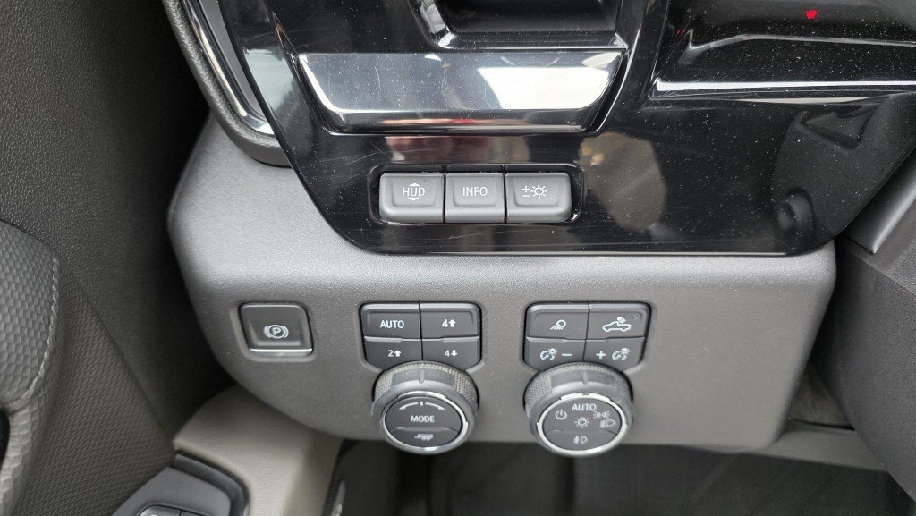 2024 Chevrolet Silverado 1500 in Mont-Laurier, Quebec - 30 - w1024h768px