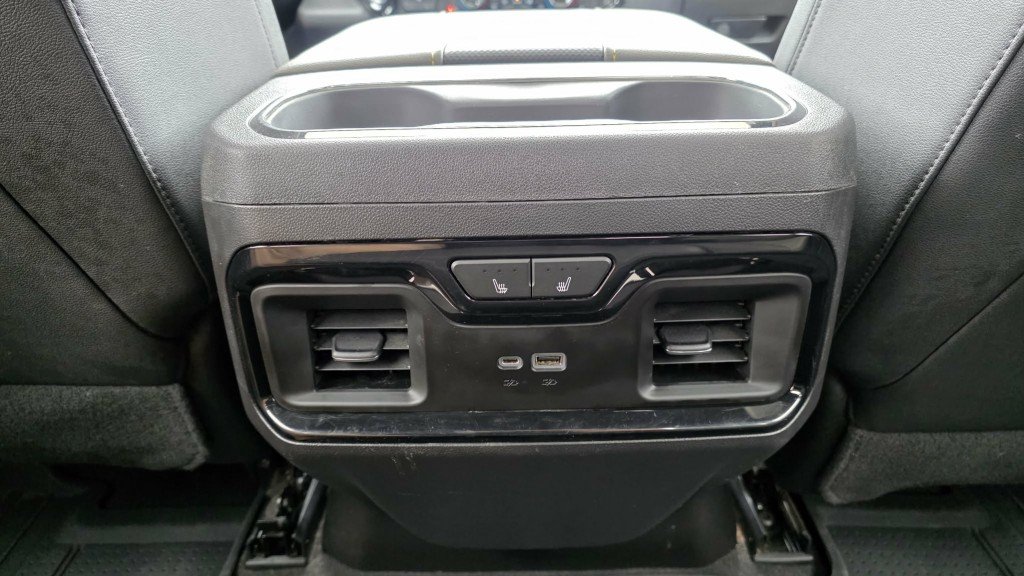 2024 Chevrolet Silverado 1500 in Mont-Laurier, Quebec - 20 - w1024h768px