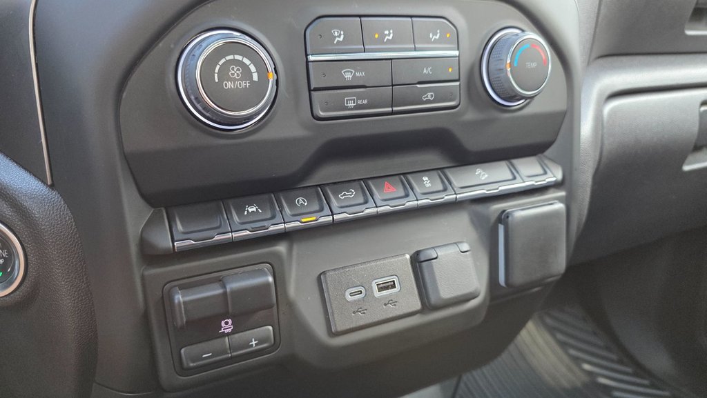 2024 Chevrolet Silverado 1500 in Mont-Laurier, Quebec - 29 - w1024h768px