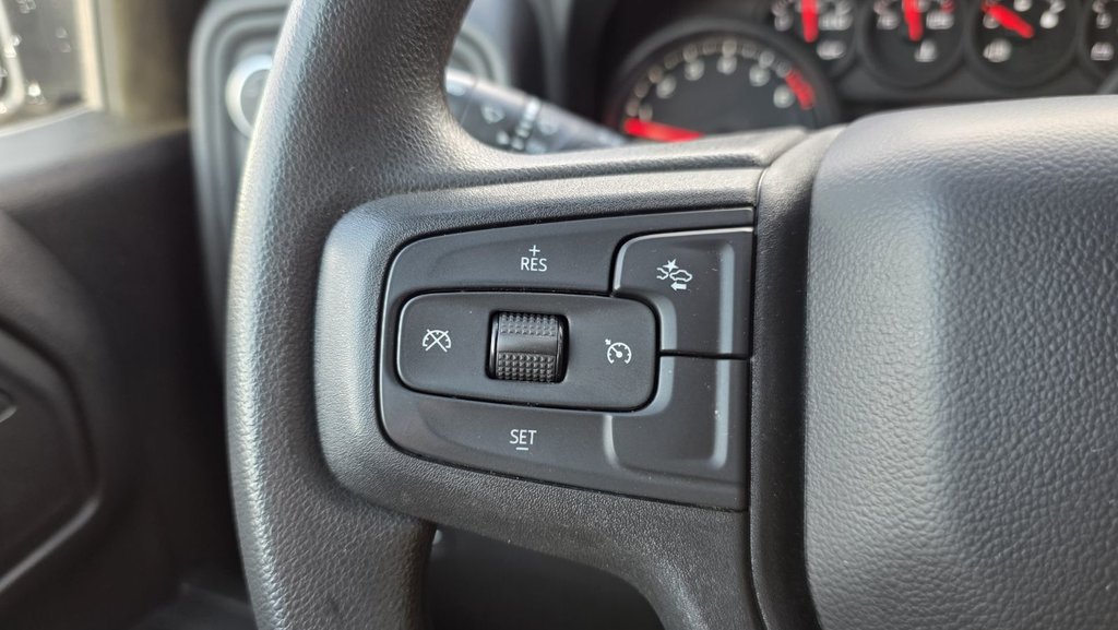2024 Chevrolet Silverado 1500 in Mont-Laurier, Quebec - 25 - w1024h768px