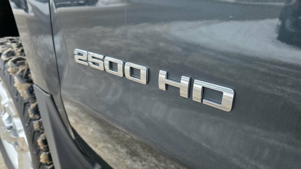 2019 Chevrolet Silverado 2500 in Mont-Laurier, Quebec - 14 - w1024h768px
