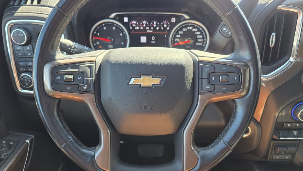 Chevrolet Silverado 2500 HD  2022 à Mont-Laurier, Québec - 29 - w1024h768px