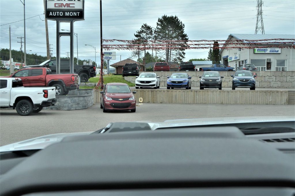 2024 Chevrolet Silverado 2500 in Mont-Laurier, Quebec - 38 - w1024h768px