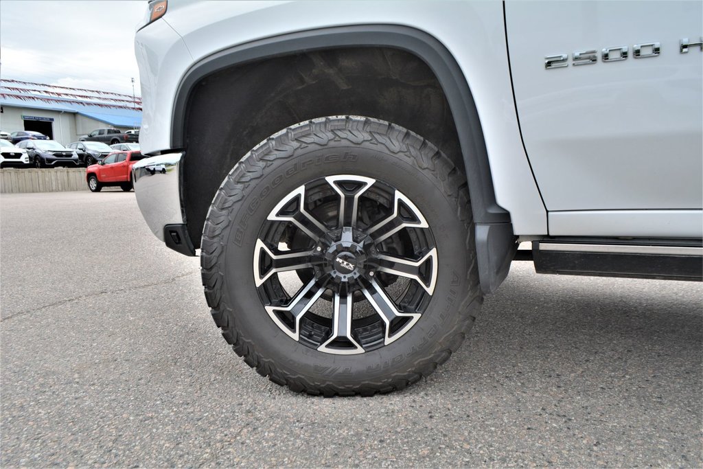 2024 Chevrolet Silverado 2500 in Mont-Laurier, Quebec - 16 - w1024h768px