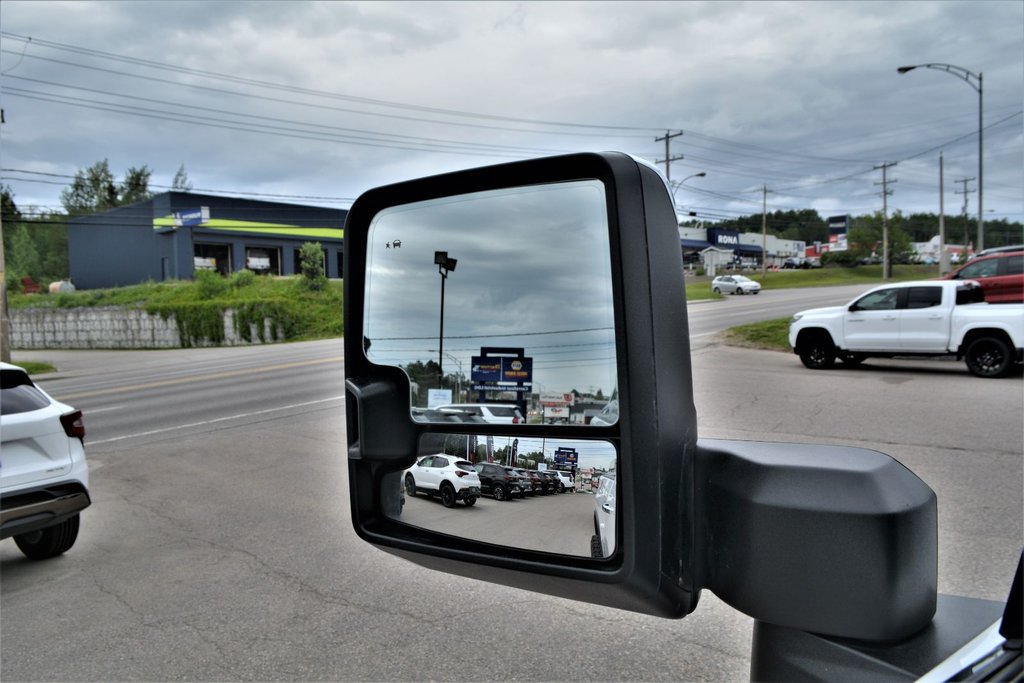 2024 Chevrolet Silverado 2500 in Mont-Laurier, Quebec - 27 - w1024h768px