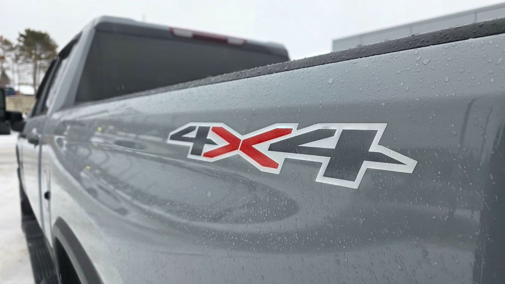 Chevrolet Silverado 2500 HD  2024 à Mont-Laurier, Québec - 13 - w1024h768px