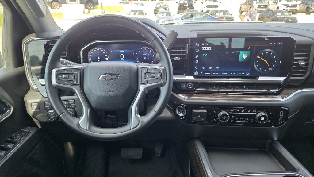 2024 Chevrolet Silverado 2500HD in Mont-Laurier, Quebec - 22 - w1024h768px