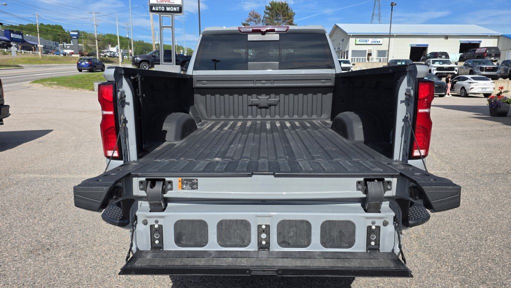 2024 Chevrolet Silverado 2500HD in Mont-Laurier, Quebec - 10 - w1024h768px