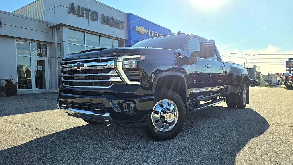 2026 Chevrolet Silverado 3500 HD in Mont-Laurier, Quebec - 1 - w1024h768px