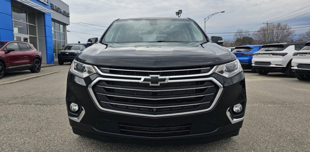 Chevrolet Traverse  2021 à Mont-Laurier, Québec - 2 - w1024h768px