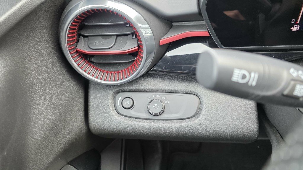 Chevrolet TRAX  2024 à Mont-Laurier, Québec - 24 - w1024h768px