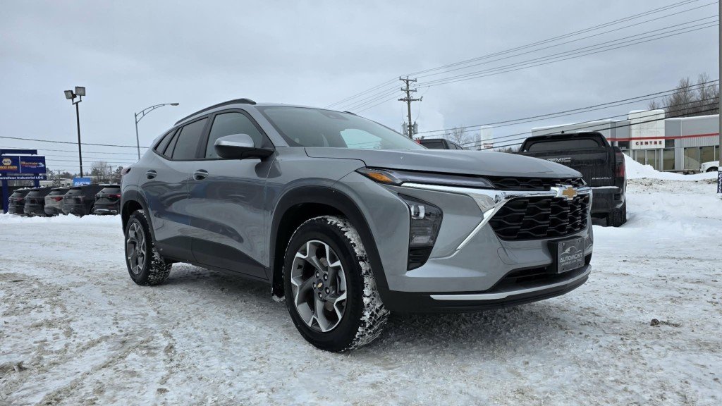 Chevrolet TRAX  2025 à Mont-Laurier, Québec - 3 - w1024h768px