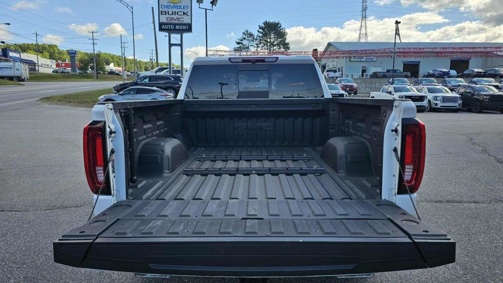 2025 GMC Sierra 1500 in Mont-Laurier, Quebec - 9 - w1024h768px