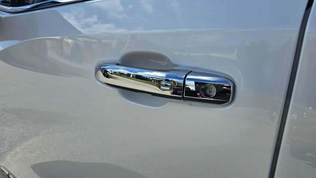 2025 GMC Sierra 1500 in Mont-Laurier, Quebec - 15 - w1024h768px