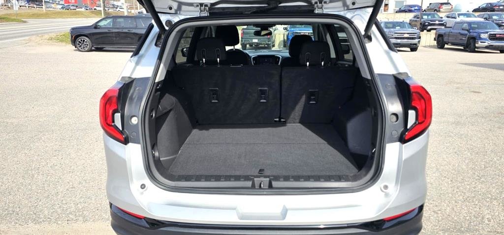 2020 GMC Terrain in Mont-Laurier, Quebec - 10 - w1024h768px
