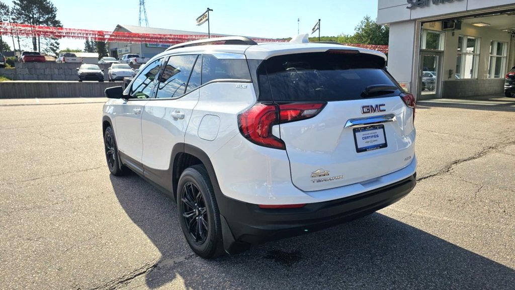 GMC Terrain  2020 à Mont-Laurier, Québec - 12 - w1024h768px