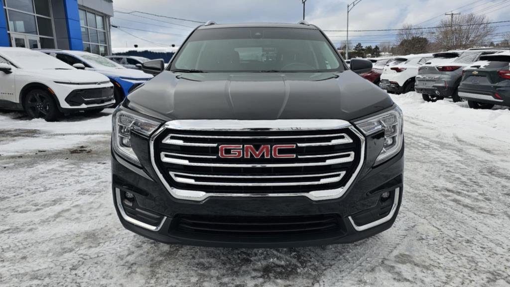 GMC Terrain  2022 à Mont-Laurier, Québec - 2 - w1024h768px