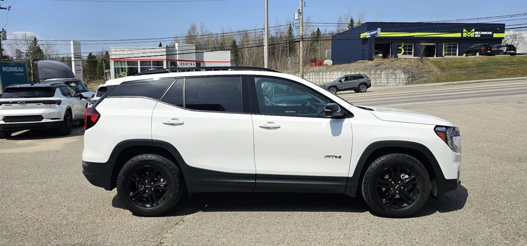 GMC Terrain  2024 à Mont-Laurier, Québec - 4 - w1024h768px