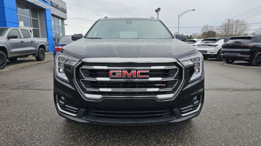 2024 GMC Terrain in Mont-Laurier, Quebec - 3 - w1024h768px