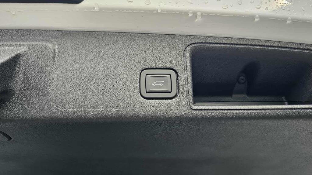 GMC Terrain  2024 à Mont-Laurier, Québec - 12 - w1024h768px