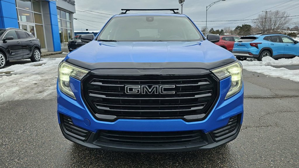 GMC Terrain  2024 à Mont-Laurier, Québec - 2 - w1024h768px